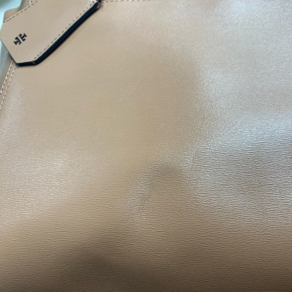 NWOT Tory Burch Beige Leather Parker Large Tote & Dust Bag